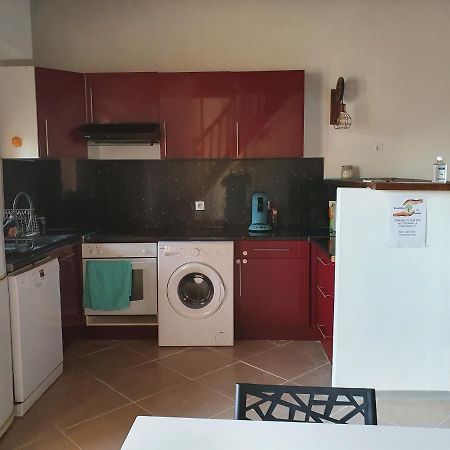 Appart A Climatise Sur Coursan Экстерьер фото