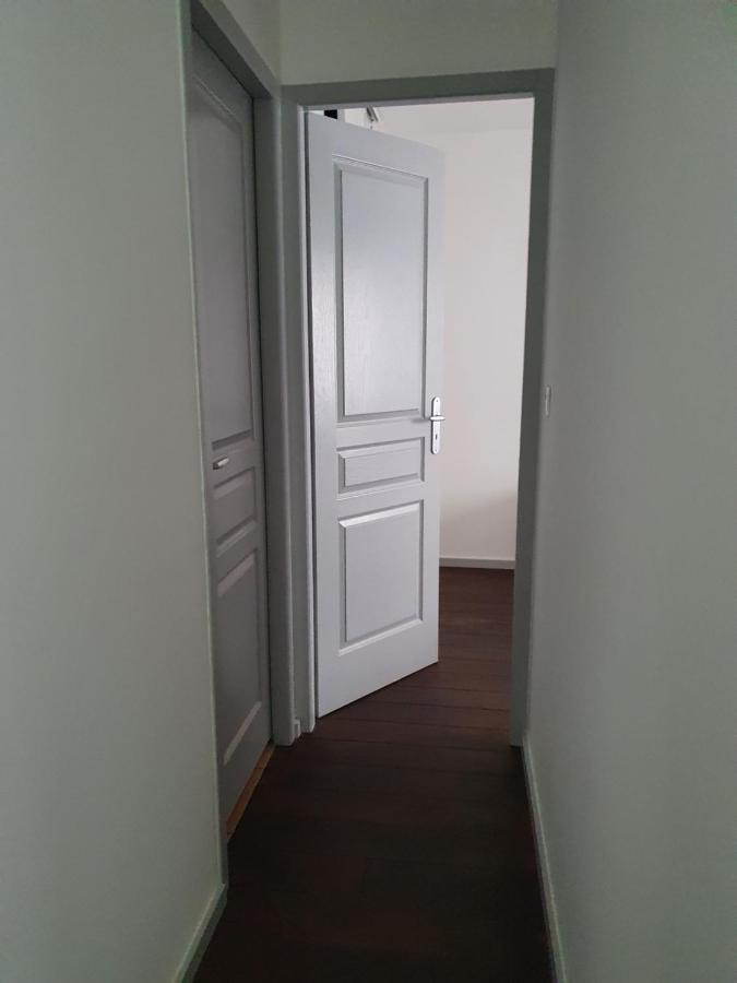 Appart A Climatise Sur Coursan Экстерьер фото